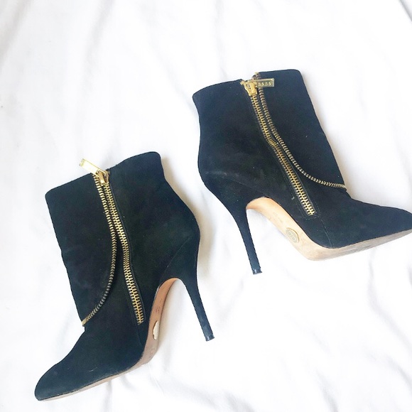 Bebe black leather ankle boots with gold zippers - Picture 2 of 5